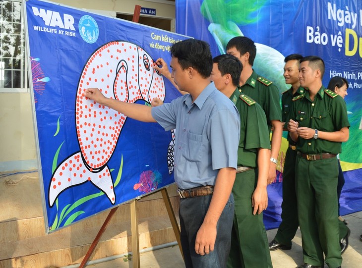 Célébration de la journée de protection des dugongs 2015 - ảnh 1